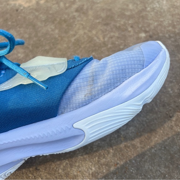 2022 Nike Zoom Freak 3 'Freezing Time' SIZE MENS 9.5 - Picture 4 of 10